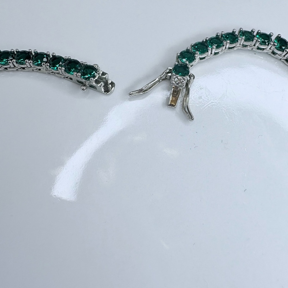 4MM Green Cubic Zirconia Tennis Chain Necklace (NWOT) - Picture 10 of 11